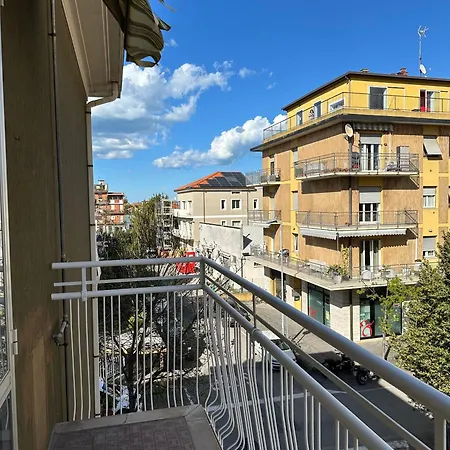3 Family - Il Lupo Affitta * Rimini